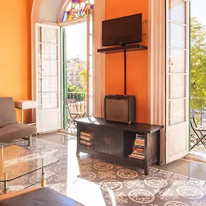 Private In Historic Building On The Square Séjour chez l'habitant Málaga